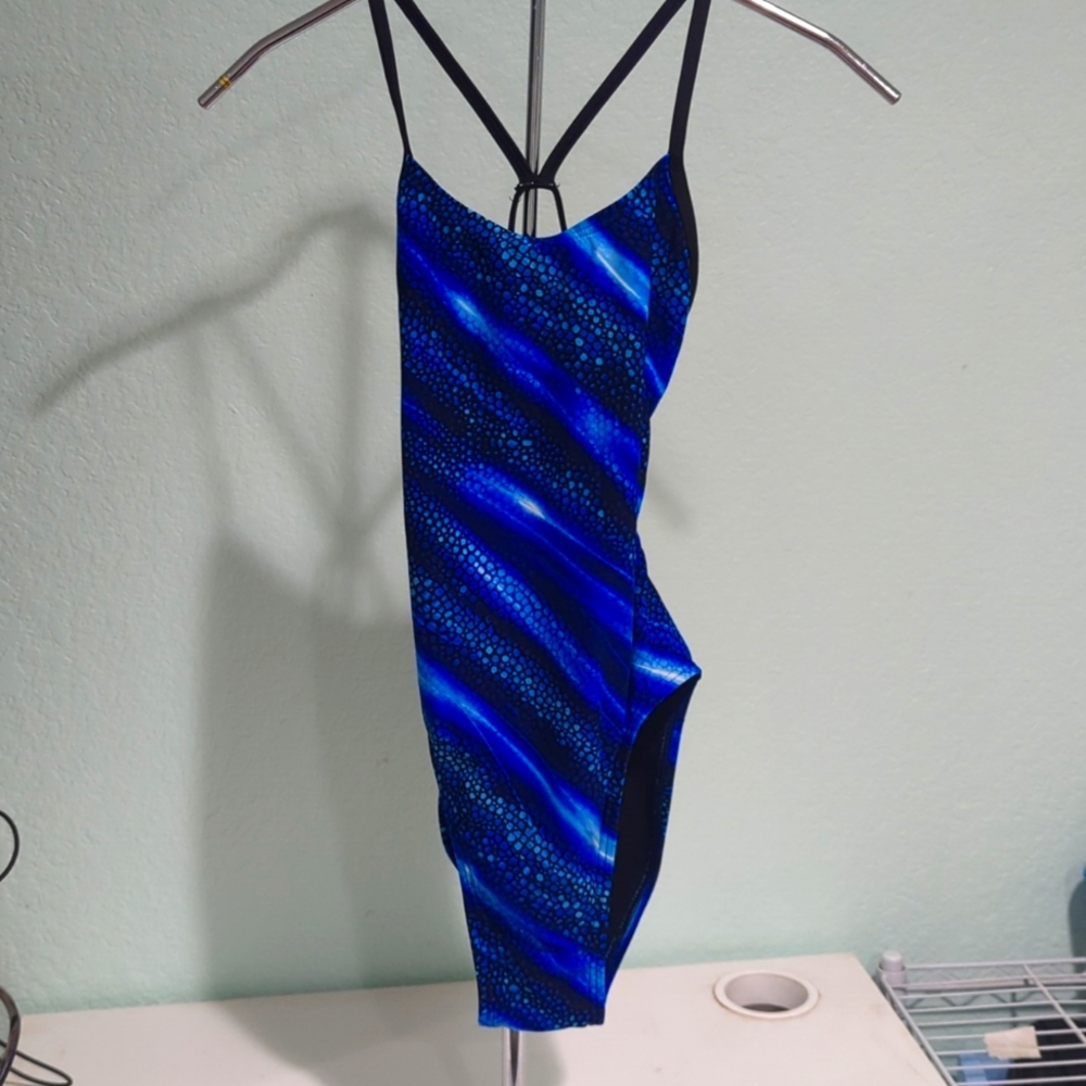 TYR 30 swimsuit